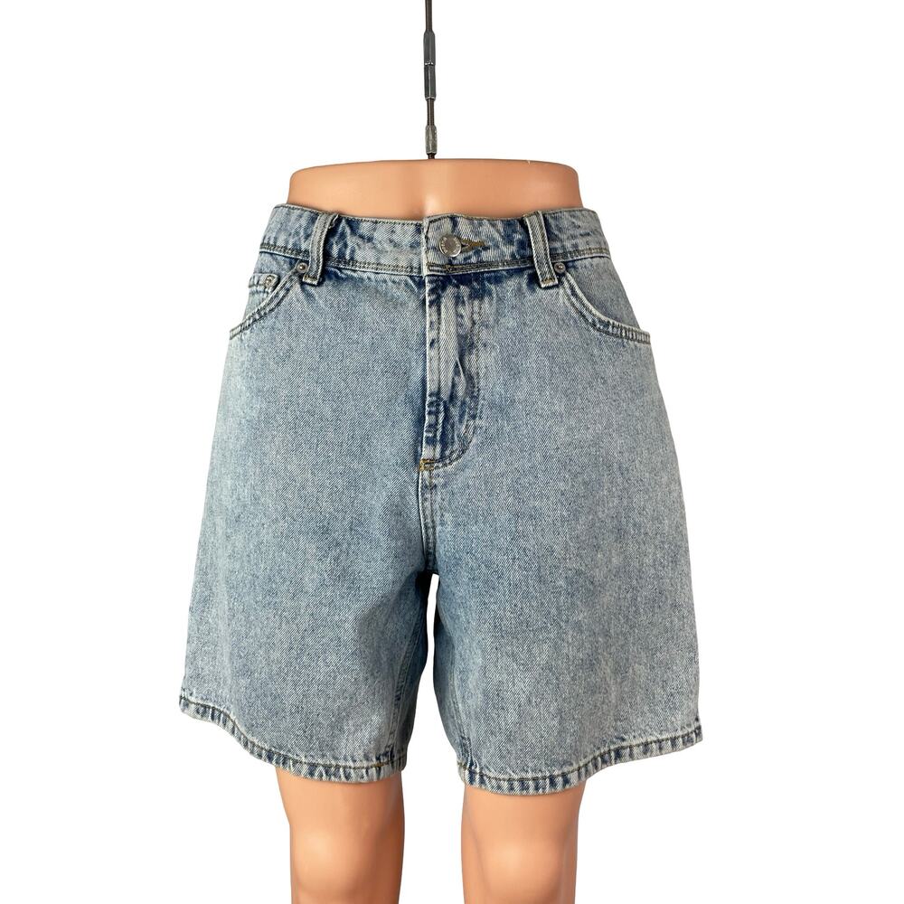 Both& Women's Blue Acid Wash High Rise Mom Bermuda Denim Jean Shorts Size 33